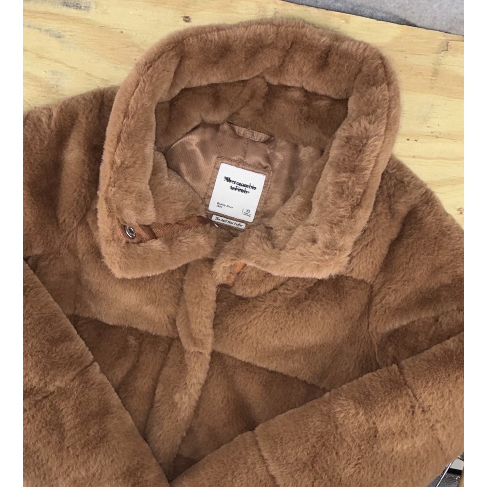 Abercrombie Fitch Faux Fur Mini Puffer Jacket XS Chestnut Brown Teddy Coat